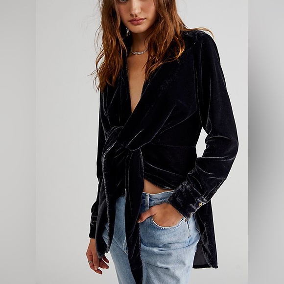 Free People Tops - Free People Worlds Apart Black Velvet Tunic Top Sz M